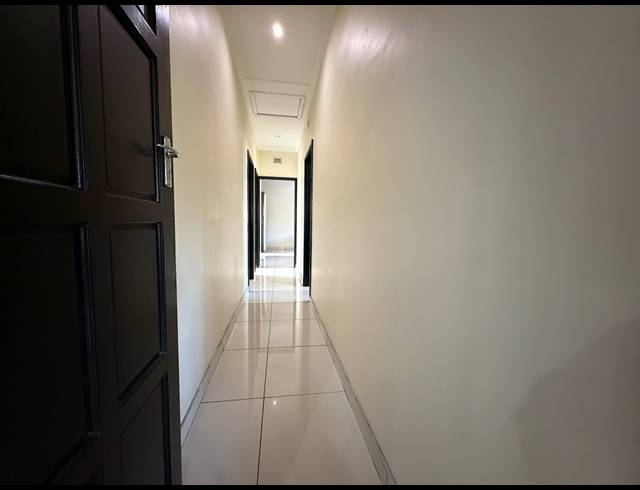 3 BEDROOM HOUSE FOR SALE IN SCOTTBURGH SOUTH
